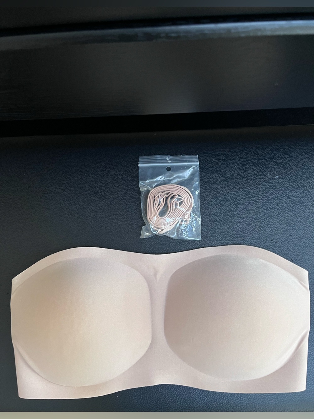 Seamless Strapless Bra w/straps Nude
